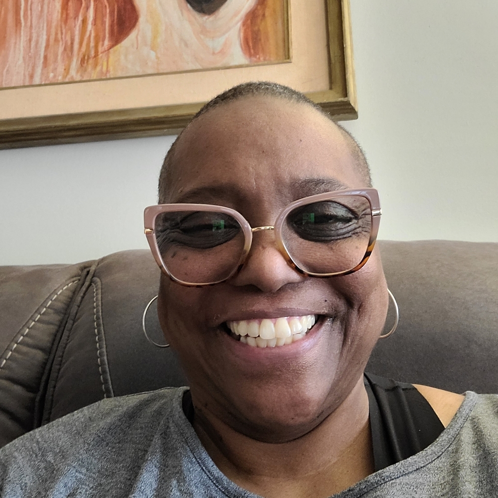 Meet your Posher, Sherita